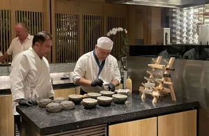 Vì sao bữa ăn Omakase giá tới chục triệu đồng?